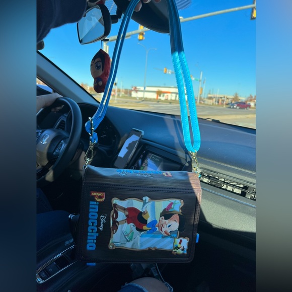 New Loungefly Pinocchio Storybook Convertible Backpack & Crossbody Bag - Picture 12 of 15